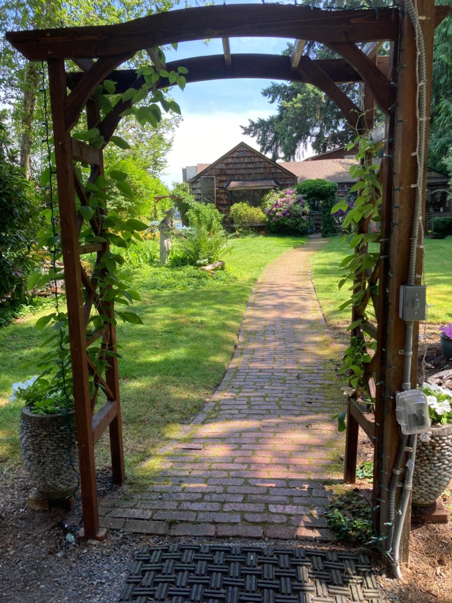 Cottage Lake Bed And Breakfast Вудинвилл Экстерьер фото