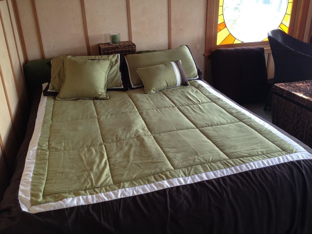 Cottage Lake Bed And Breakfast Вудинвилл Экстерьер фото
